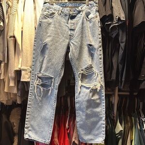 Levi’s 90’s 501 Distressed Jean